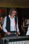 concert_17_27_small.jpg